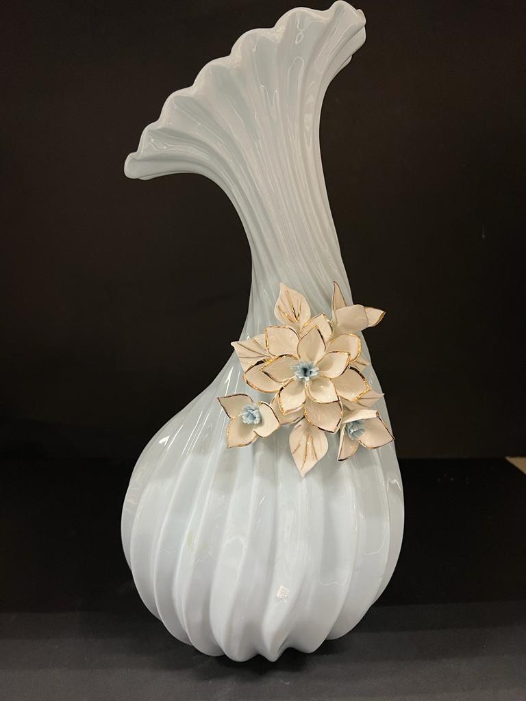 Vase (Ceramic)
