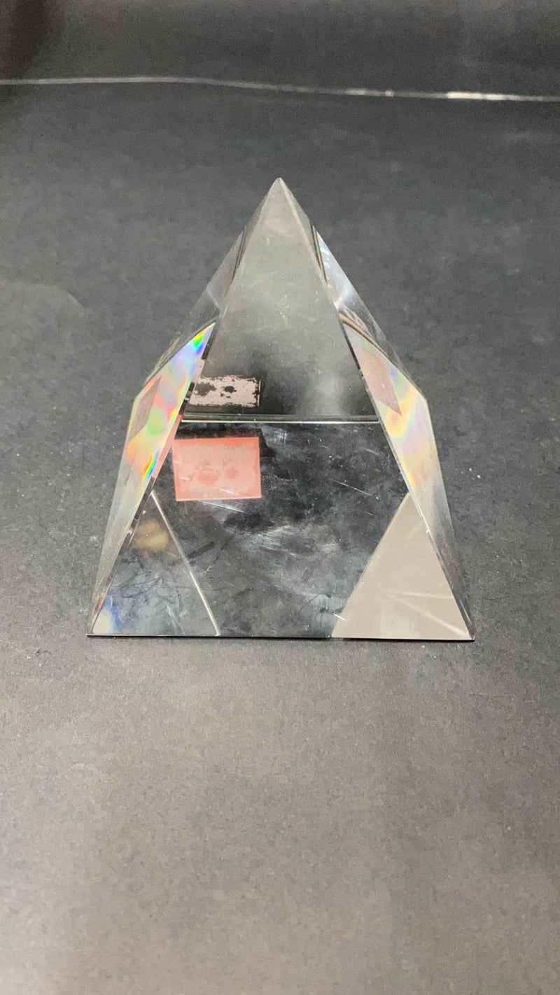 Pyramid-Glass
