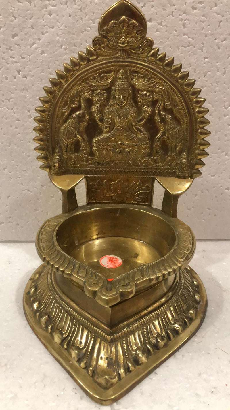 Brass Kamakshi Lamp / Diya
