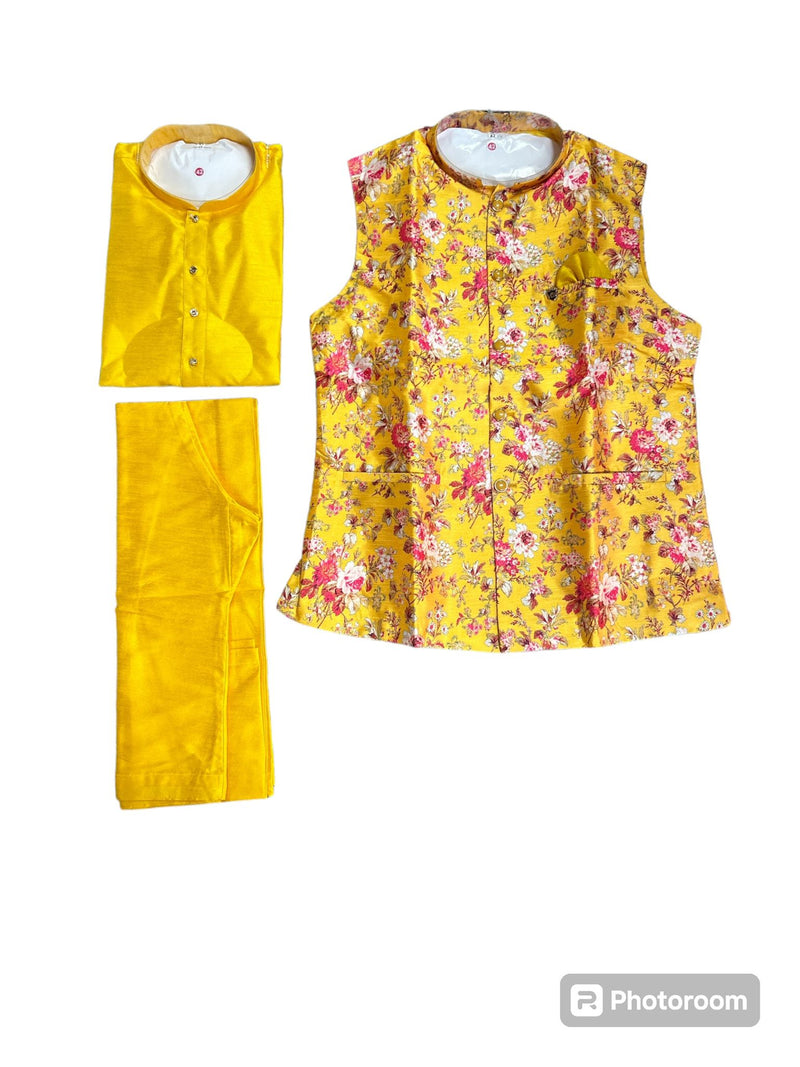 Kurta Pajama Jacket Set (Flowery)