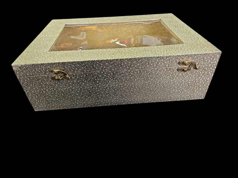 Lehanga / Clothing Box