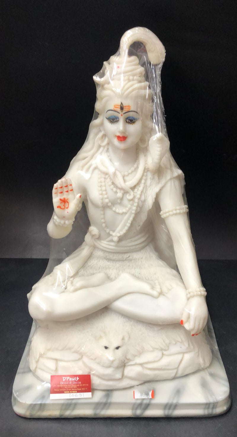 Shiv Ji ki murti/White