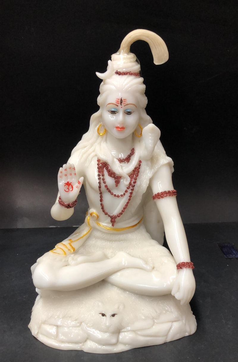 Shiv Ji ki murti/White